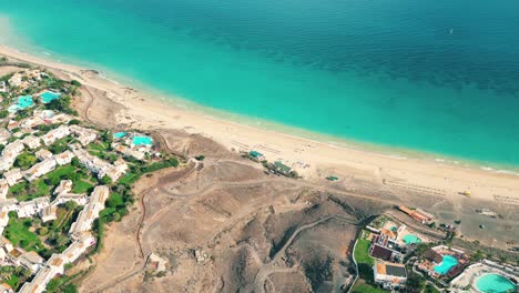 Amazing-Esquinzo-beach-with-endless-horizon