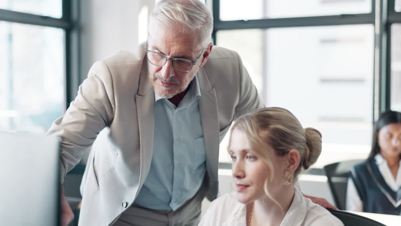 Business colleagues collaborating in the office