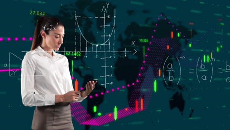 mujer usando un teléfono inteligente contra el procesamiento de datos en segundo plano