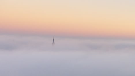 Mañana-De-Niebla-En-Toledo