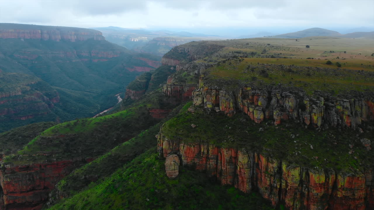 Short title describing the clip