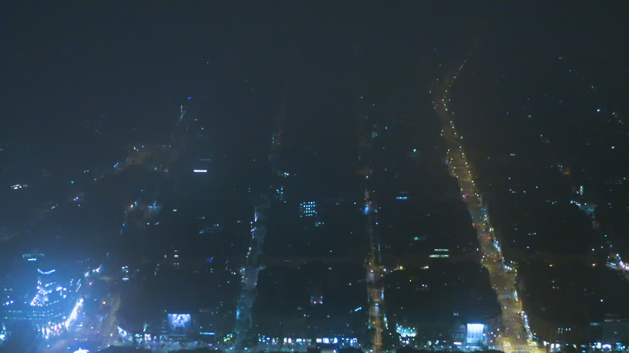 밤, 스페인 바르셀로나에서 사각형 블록의 조감도