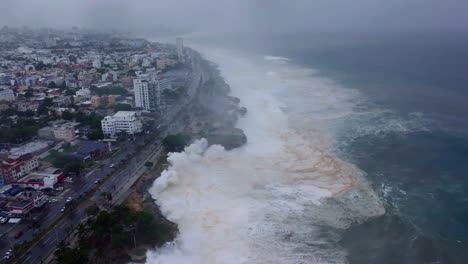 Ciudad-Aérea-Y-Costa-República-Dominicana-Durante-La-Tormenta-De-Huracanes-Tropicales