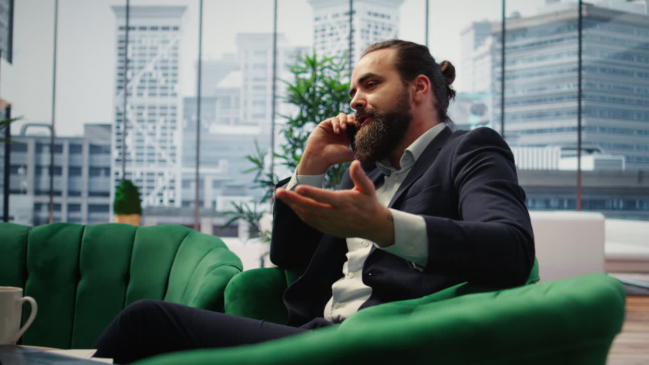 Vertical Video Business administrator struggling to negotiate over the phone