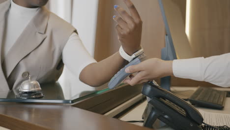 hotel check-in process