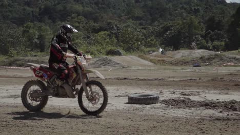 serikin bau dirt bike race,kuching,borneo.
