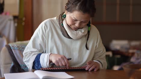 female using abacus