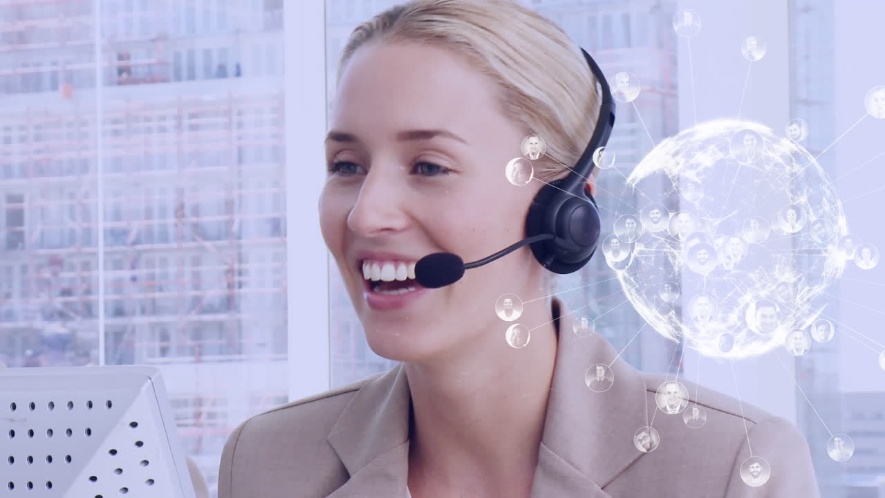 Animazione di globo con rete di connessioni su donna d'affari che usa una cuffia telefonica