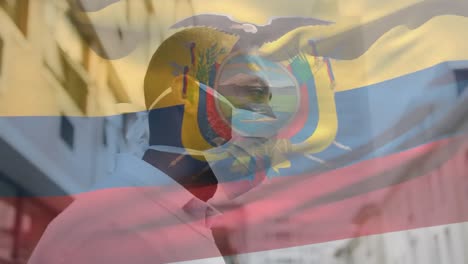 Animation-Der-Flagge-Ecuadors,-Die-Während-Der-Covid-19-Pandemie-über-Einem-Mann-Mit-Gesichtsmaske-Weht