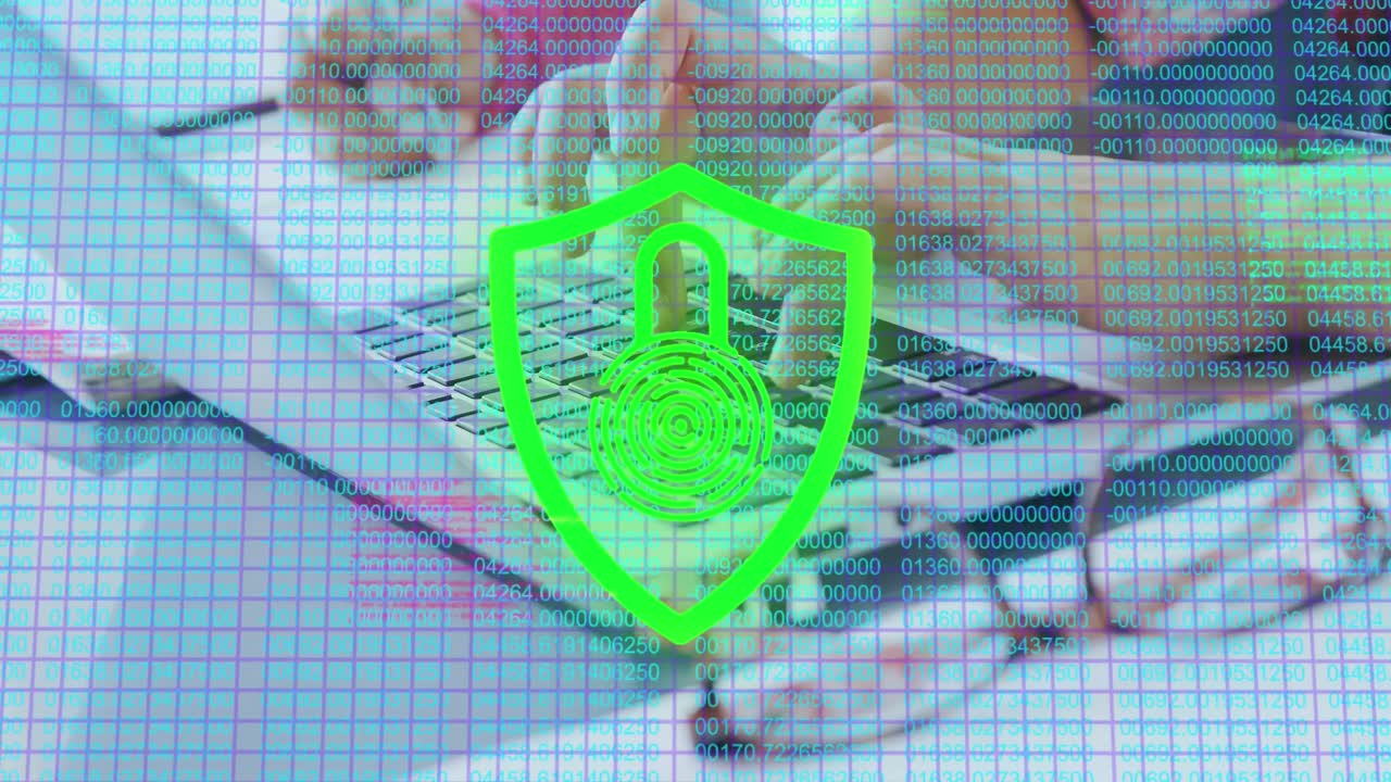 advertencia de seguridad sobre los jóvenes que usan computadoras portátiles.