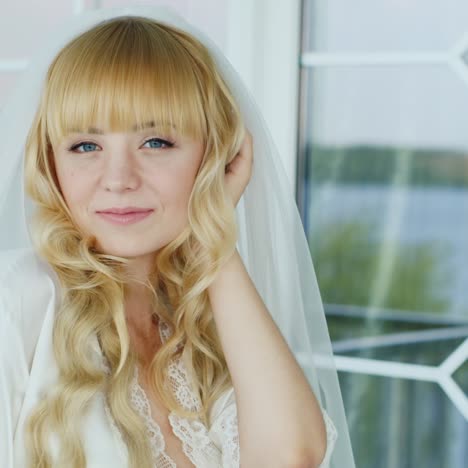 portrait of a beautiful blonde bride 04