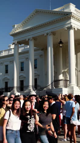 tourists at the white house