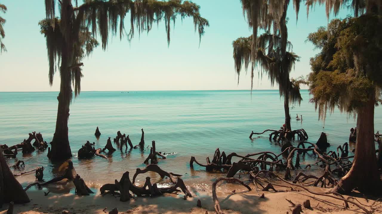 푸른 물 섬 해변 휴가 01