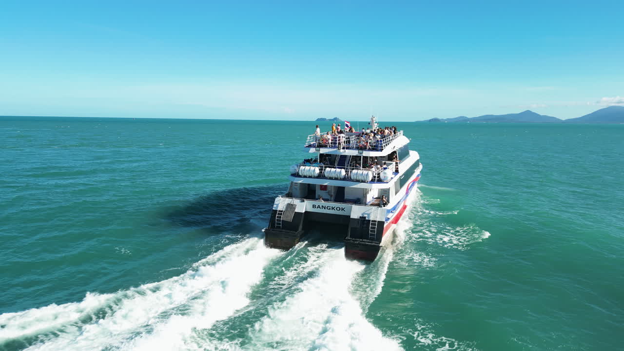 transbordadores de turistas entre koh samui y koh tao en tailandia, aéreo
