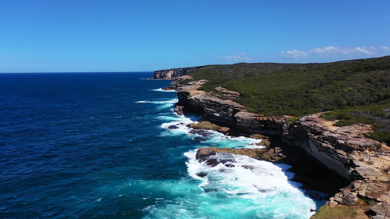 Sydney - Royal National Park Cliffs