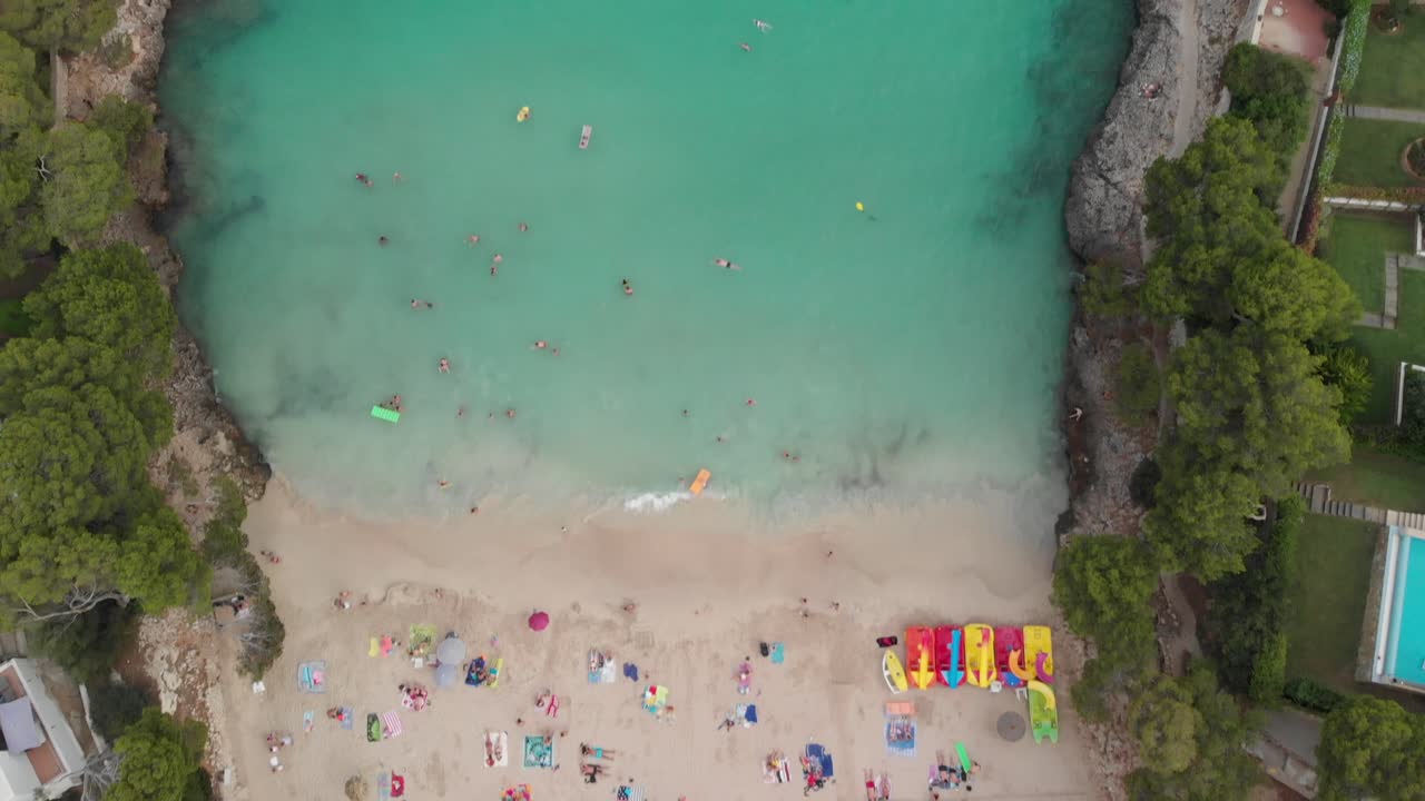 españa mallorca cala gran playa drone dispara a 4k 24fps y con yi 4k+ a 4k 60fps
