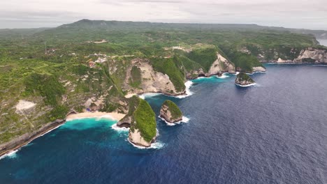 dramatic coastal landscape of nusa penida with famous kelingking beach. travel destination bali