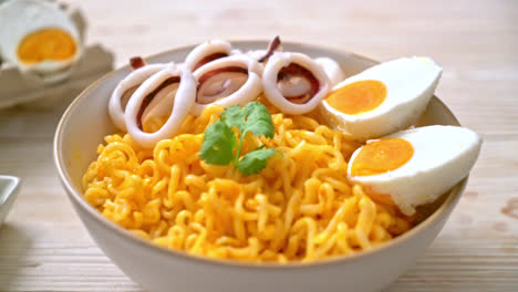 instant noodles salt egg flavour with squid or octopus bowl