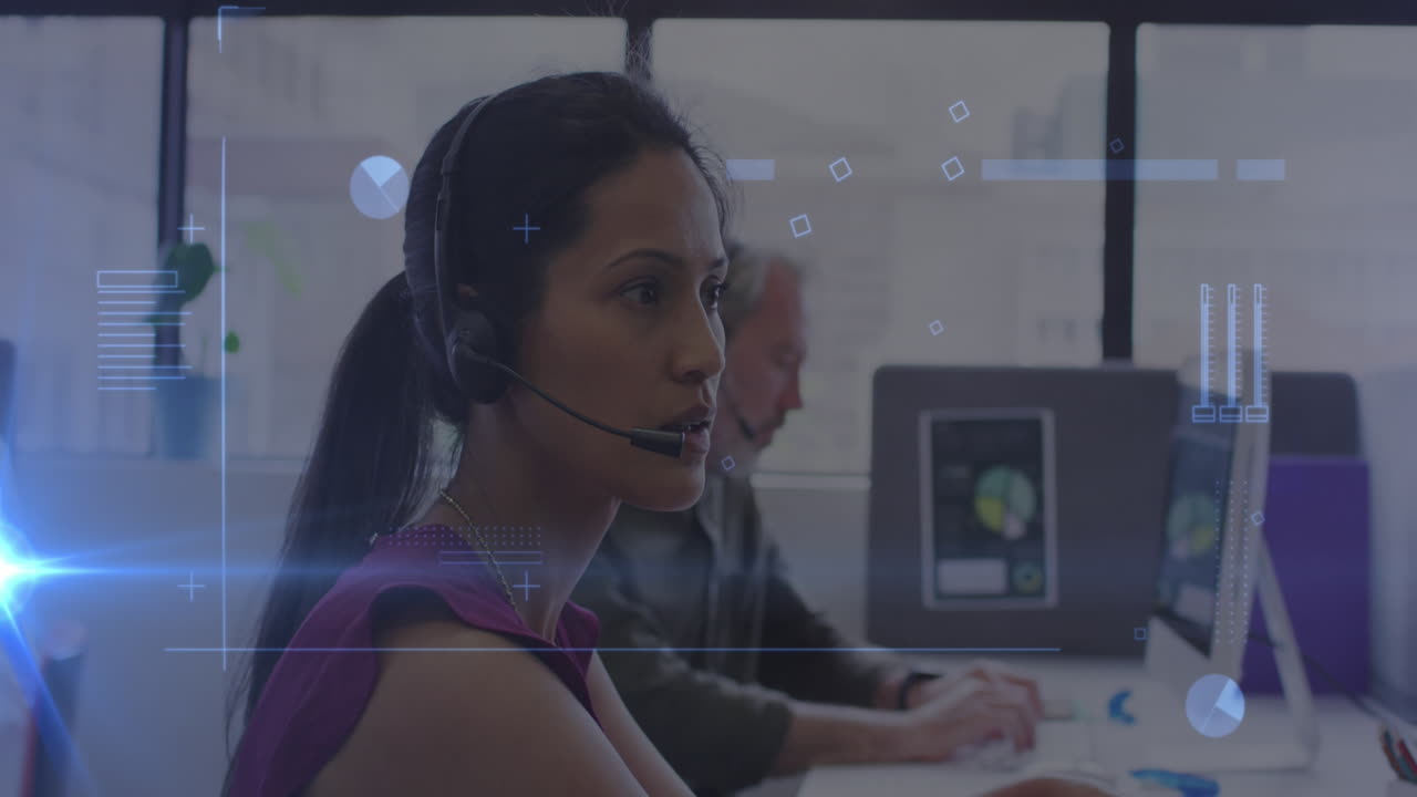 animación del procesamiento de datos sobre diversas personas de negocios