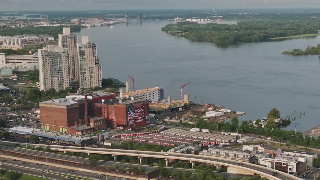 Philadelphia waterfront highlights urban growth and river views
