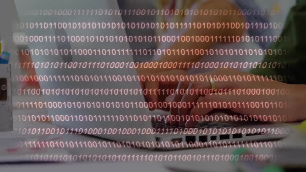 animación de codificación binaria sobre el hombre usando computadoras portátiles y estudiando
