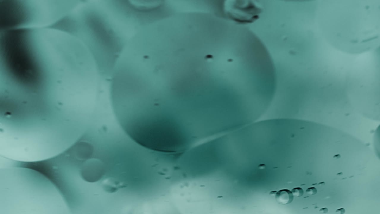 Macro oil drops in liquid