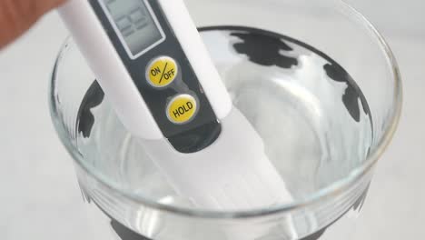 using a tds meter to test water quality