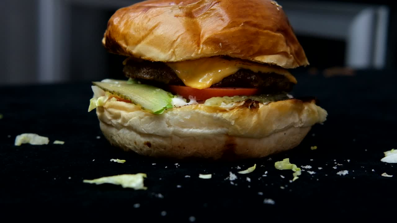 el menú de las hamburguesas deliciosas.