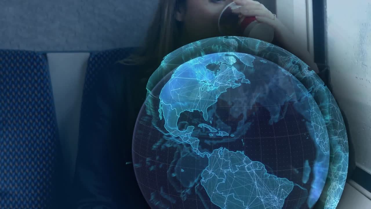 animación de datos de procesamiento de globo azul, sobre una mujer de negocios en el tren usando un teléfono inteligente