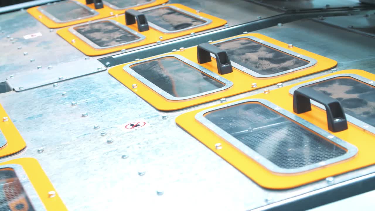 물리적 정화를 위한 현대 산업 장비. 기계 흔들기