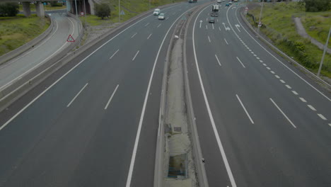 Vista-Del-Tráfico-De-La-Carretera