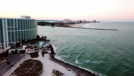 Antena-De-Clearwater-Beach-Al-Amanecer-Empuje-Hacia-Adentro