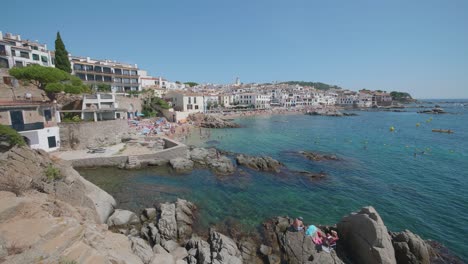 Calella-De-Palafrugell,-Strand-Der-Costa-Brava,-Mittelmeer