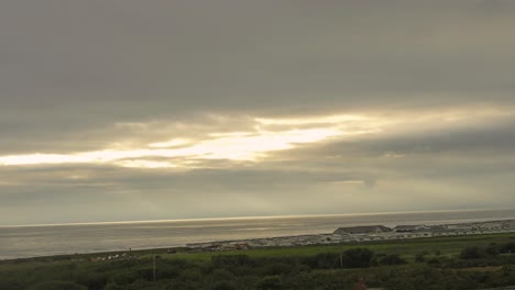 Zeitraffer-Gefilmt-Am-Strand-Von-Barmouth,-Nordwales