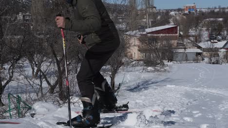 climb ski in snow