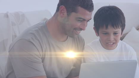 animación de luces sobre padre y hijo caucásicos felices leyendo en el sofá