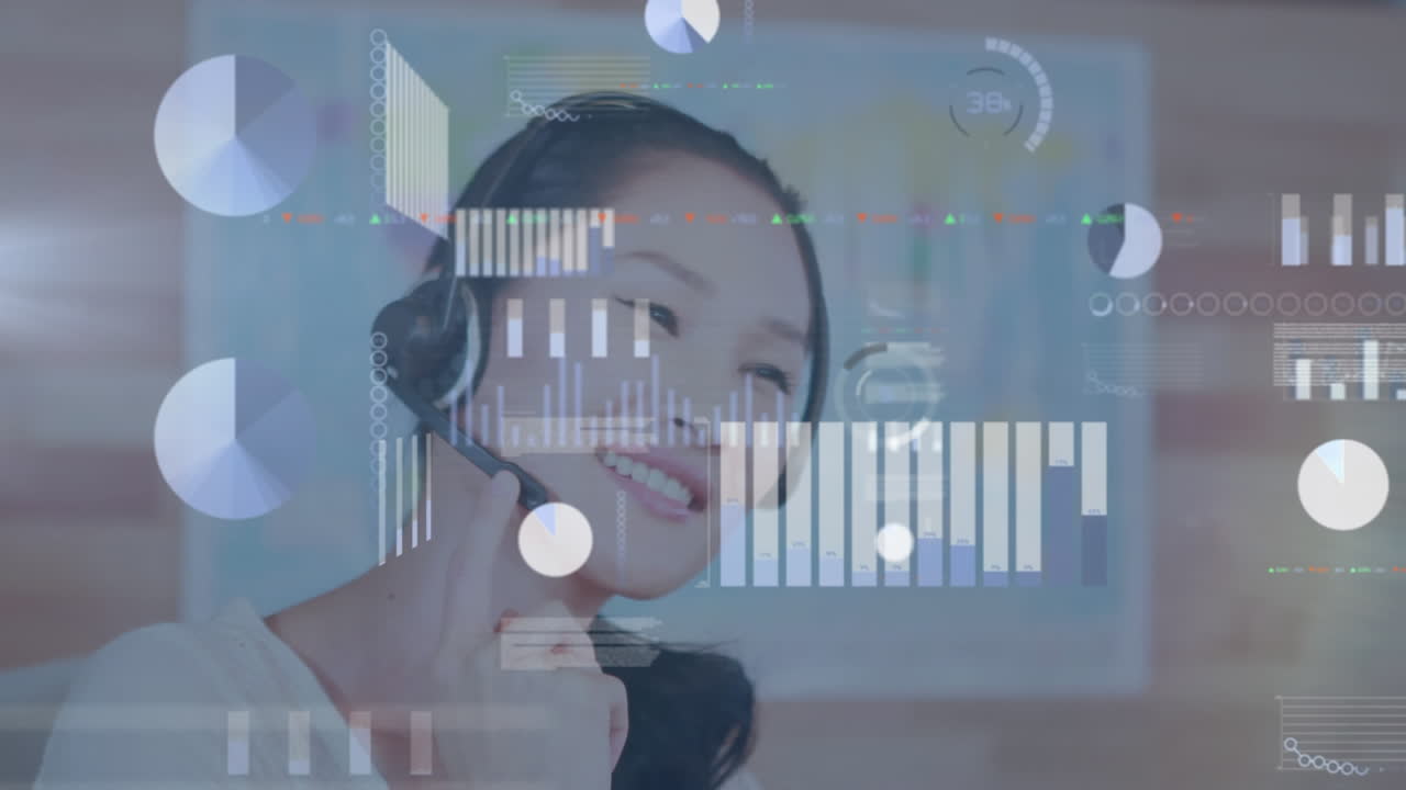Animazione di elaborazione dati con donna asiatica sullo sfondo