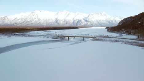 Video-Aéreo-4k-30fps-Del-Puente-Del-Río-Knik