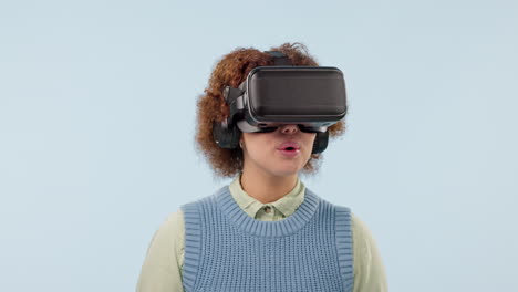 VR-glasses,-business-woman