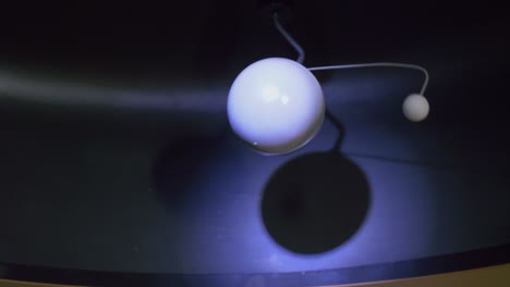 visualización del movimiento planetario en astronomía en 4k movimiento lento 60fps