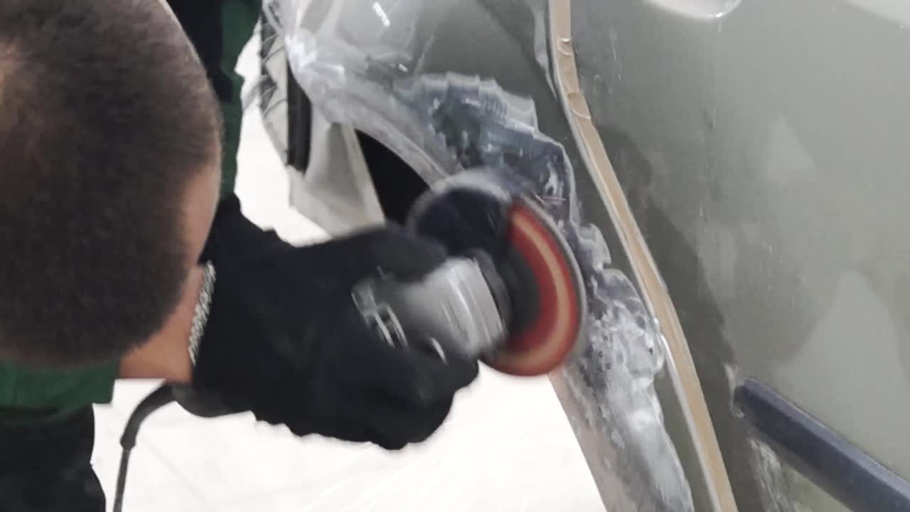 자동차 바디 수리 및 폴리싱