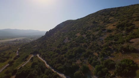 Antena:-Las-Montañas-De-La-Isla-De-Samos,-Grecia