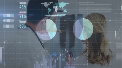 animación del procesamiento de datos digitales en diversos médicos