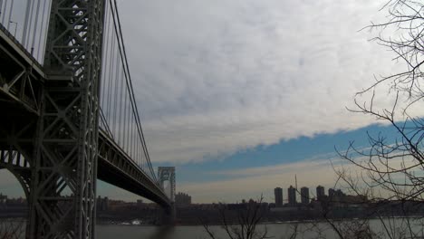 toma panorámica panorámica del puente george washington que conecta nueva york con nueva jersey