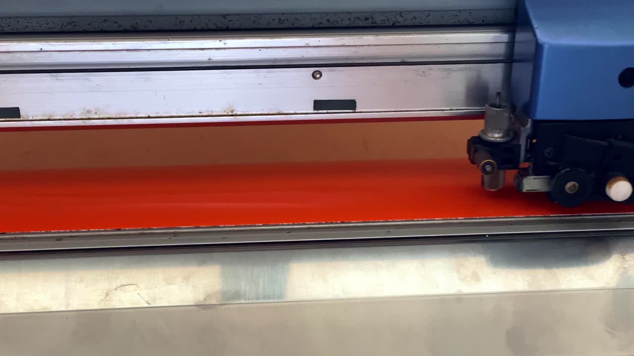 Primo piano di plotter da taglio