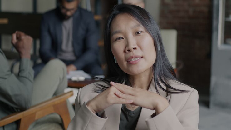 деловая женщина на встрече