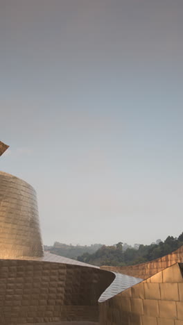 barcelona - españa - 12 de junio de 2024: vista del museo guggenheim en bilbao, españa en vertical