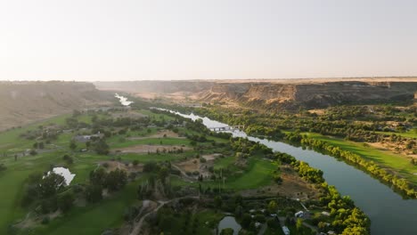 Twin-Falls-Idaho-Serpiente-Río-Cañón-Puesta-De-Sol-4k