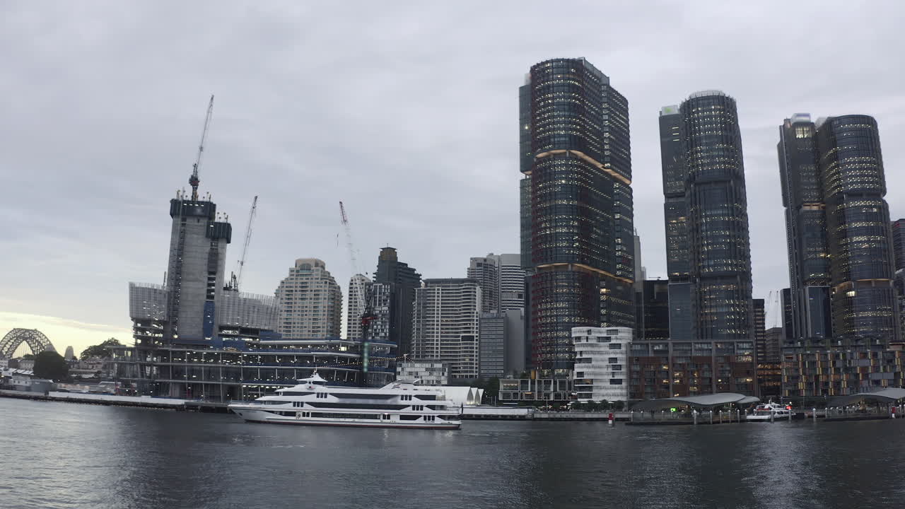 움직임을 멈추지 않는 도시