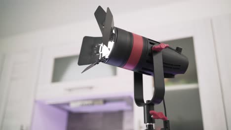 luz de estudio en la cocina